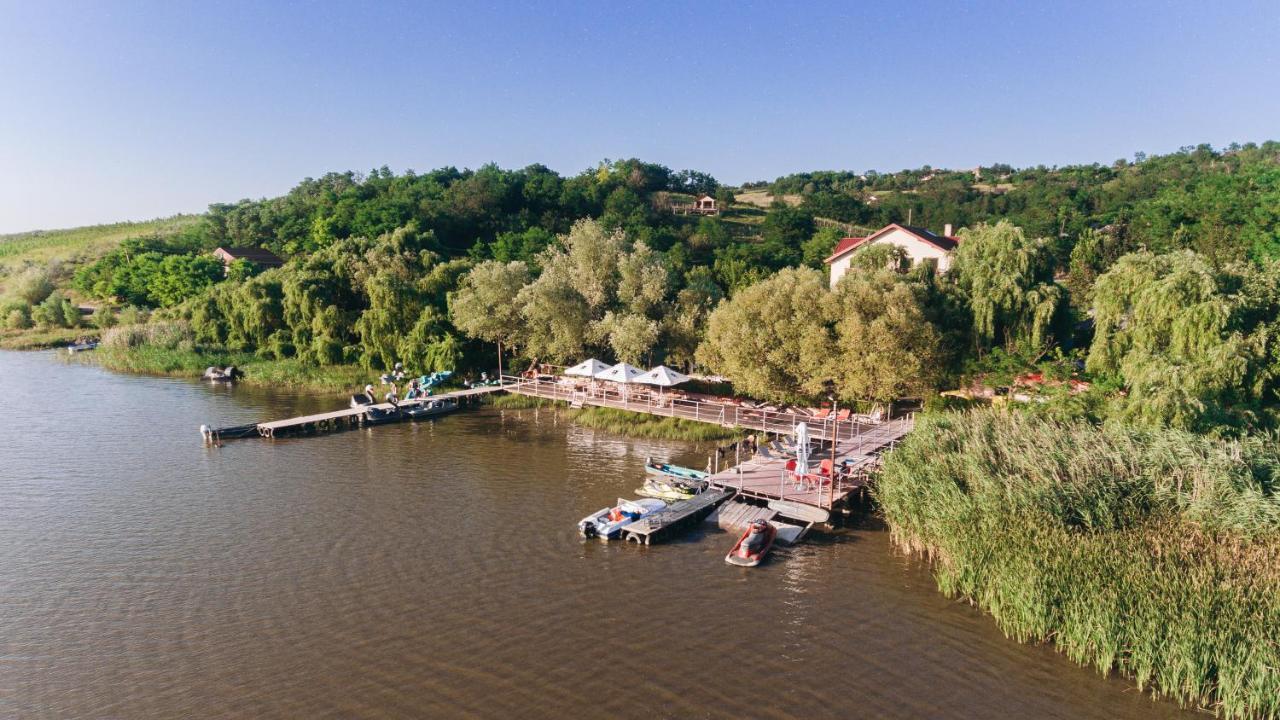 Enpi Lake Resort Iasi Ngoại thất bức ảnh