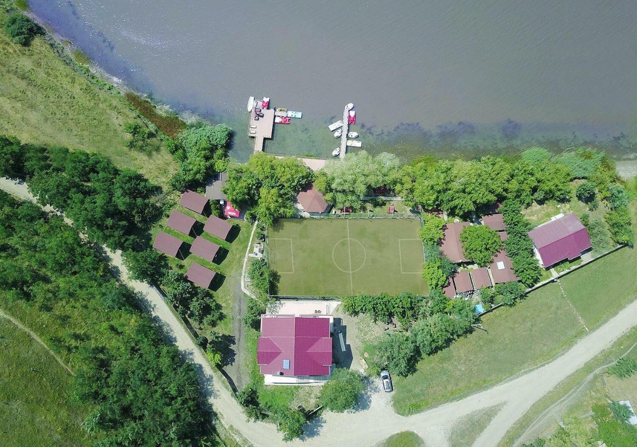 Enpi Lake Resort Iasi Ngoại thất bức ảnh